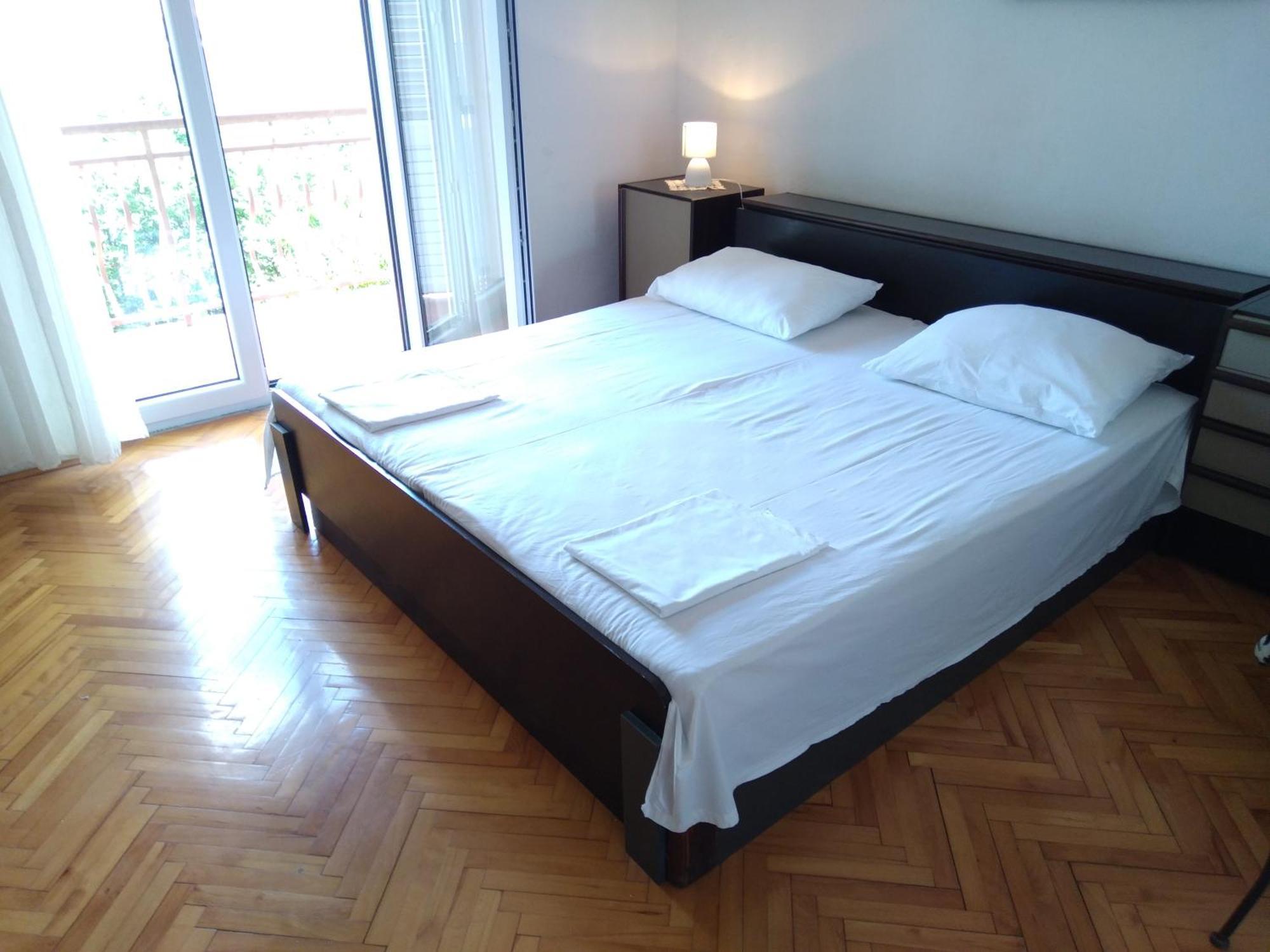 Mravak Apartments Трогир Екстериор снимка