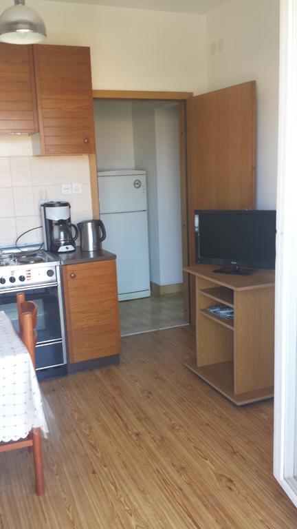 Mravak Apartments Трогир Екстериор снимка