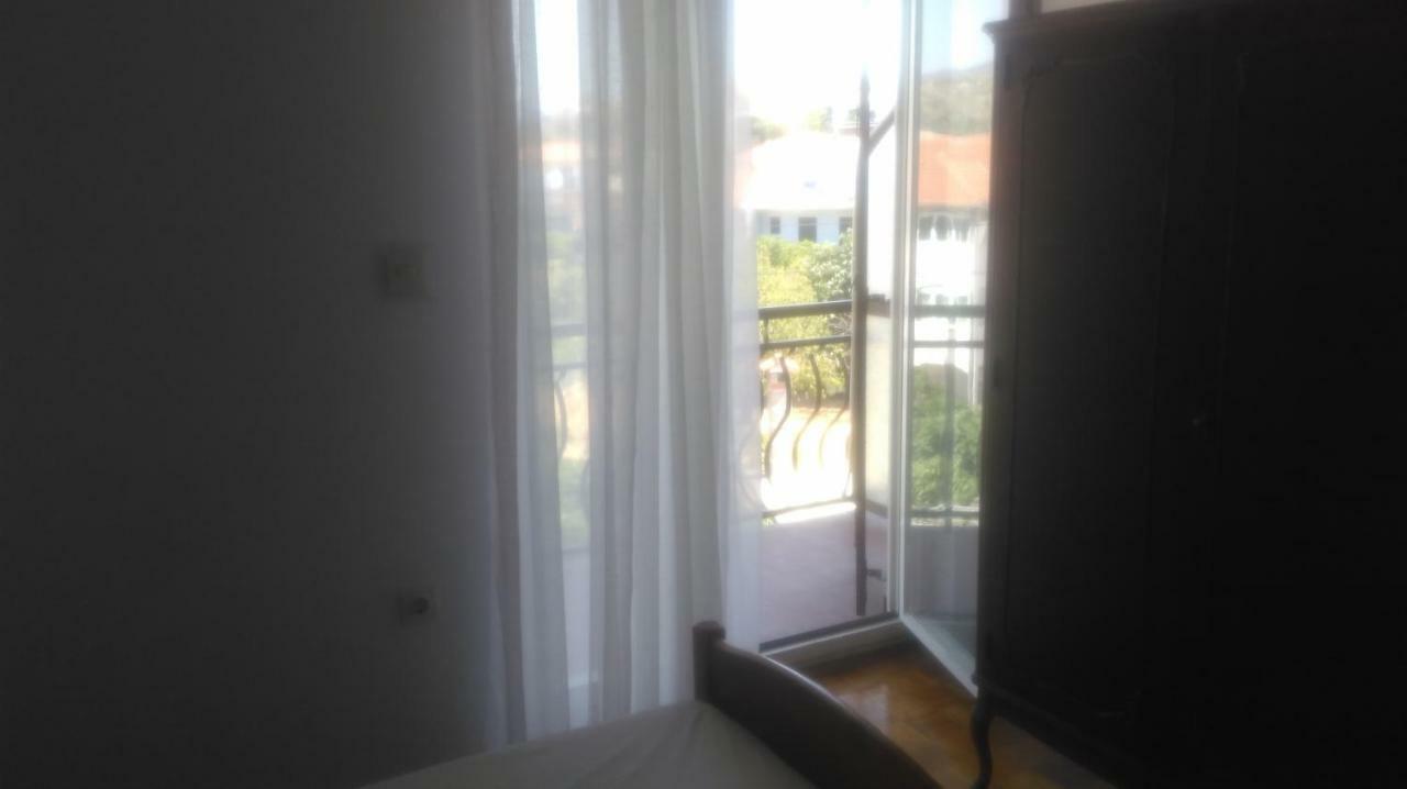 Mravak Apartments Трогир Екстериор снимка