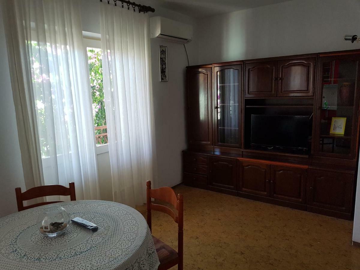 Mravak Apartments Трогир Екстериор снимка